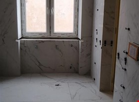 SIA DARAMVISU  - примеры работ: Flīzēšana keramogranits, marmors, 45° leņķi  - фото №6