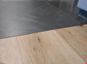 SIA DARAMVISU  - примеры работ: Flīzēšana keramogranits, marmors, 45° leņķi  - фото №22