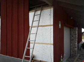 Aldis Eglītis - примеры работ: Saimniecības ēkas apšūšana ar dēļiem - фото №2