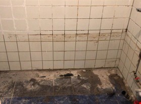 Mikus K. - darbu piemēri: Kapitālais vannas istabas remonts tipveida sarkano ķieģeļu piecstāvu ēkā, Rīgā. - foto Nr.1