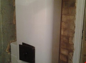 Raitis - darbu piemēri: Krāsnis, plītis, apaļās krāsnis un kamīni - foto Nr.2