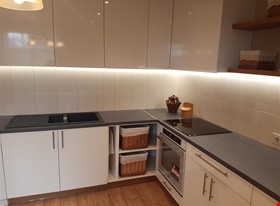 Arturs Millers - примеры работ: Virtuve privātmājā - фото №1