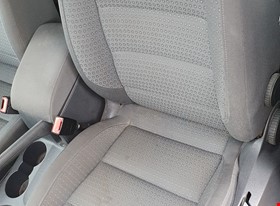 Aigars T. - darbu piemēri: Volkswagen Touran salons - foto Nr.1