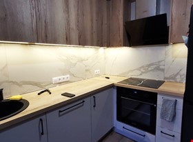 Edgars Jansons - darbu piemēri: Virtuves paneļa flīzēšna - foto Nr.8